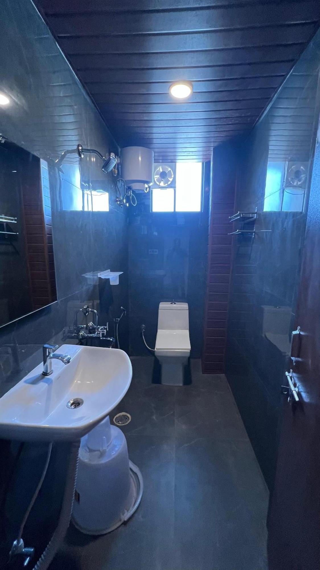Wild Wings Premium Hotel 海得拉巴 外观 照片