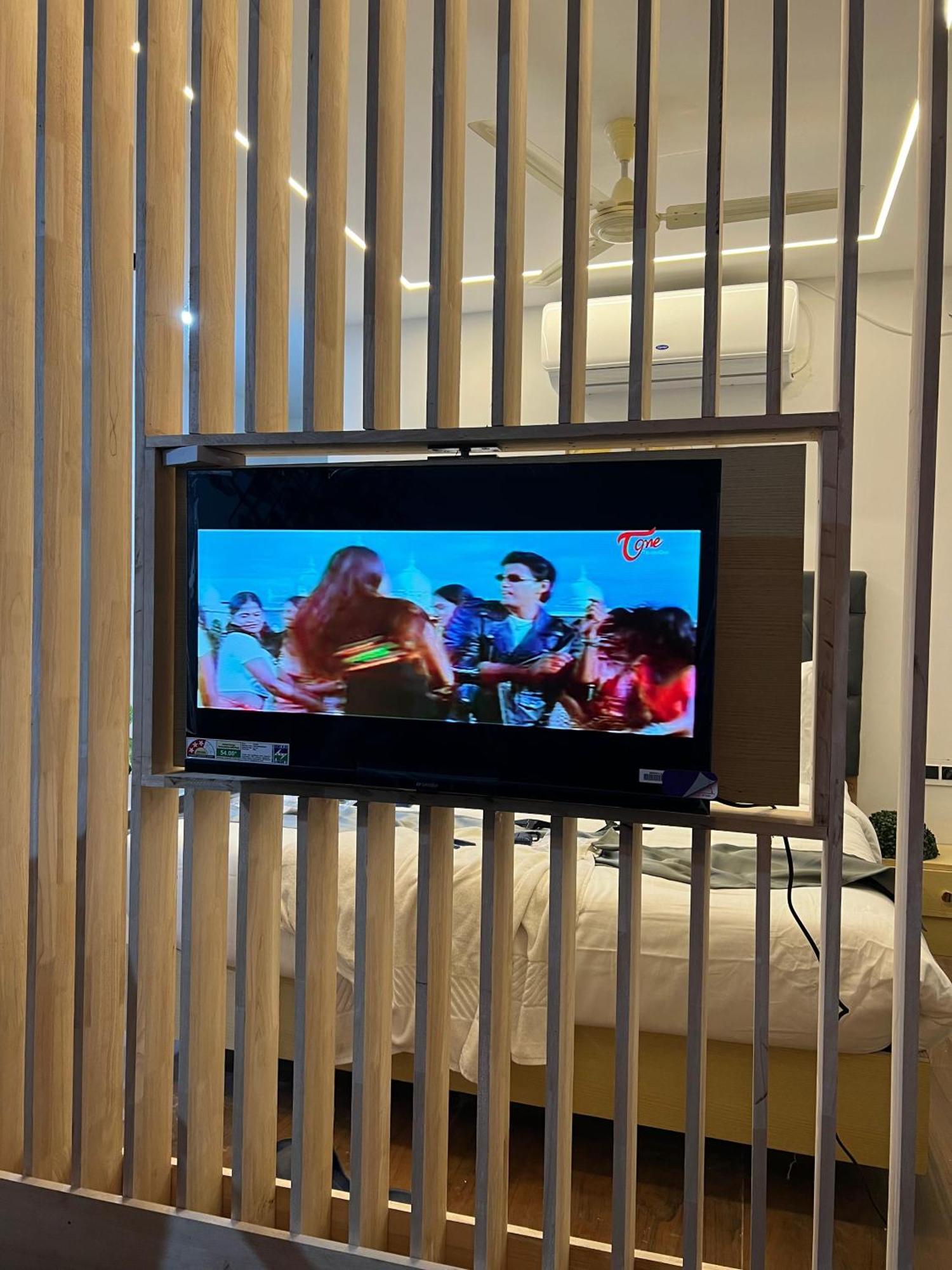 Wild Wings Premium Hotel 海得拉巴 外观 照片