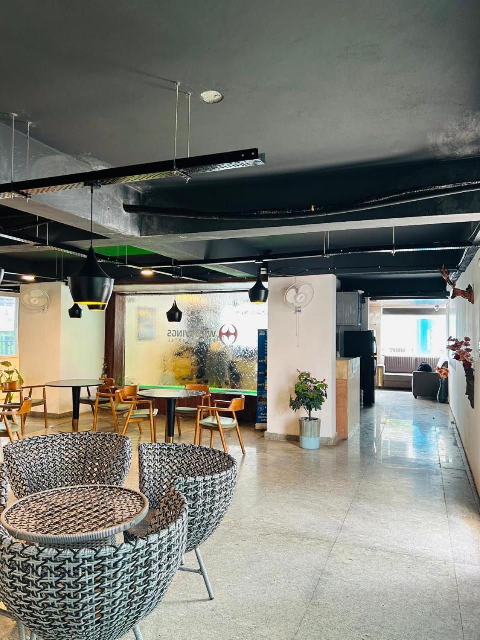 Wild Wings Premium Hotel 海得拉巴 外观 照片